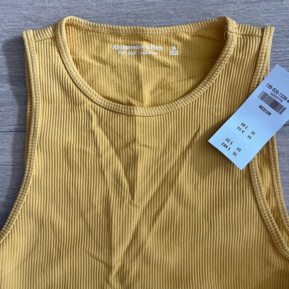 - NWT Abercrombie bodysuit in BLUE - Picture 3 of 3